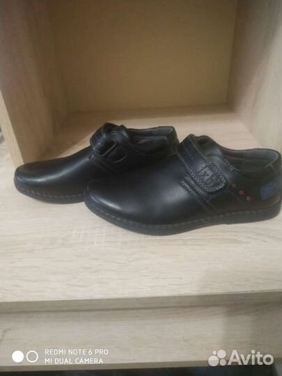 Туфли для мальчика новые