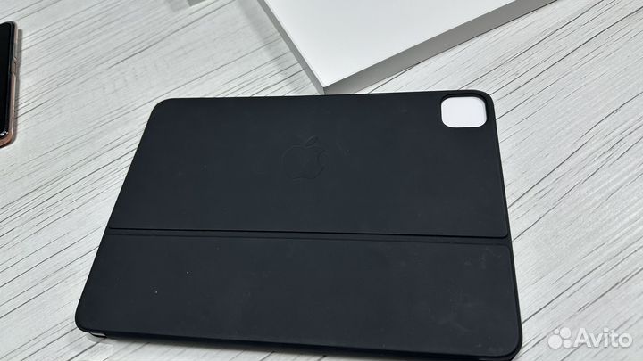 Smart keyboard folio