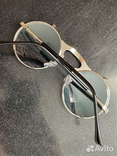 Солнцезащитные очки