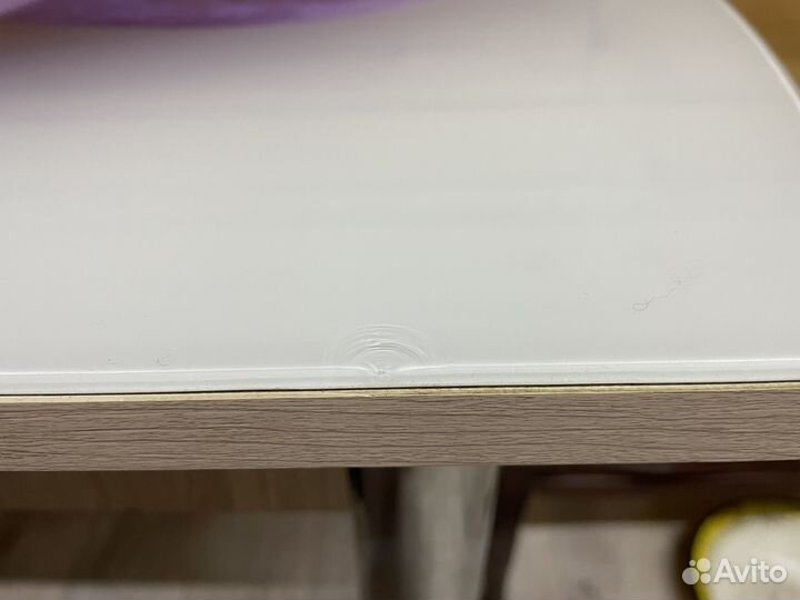 Стол кухонный