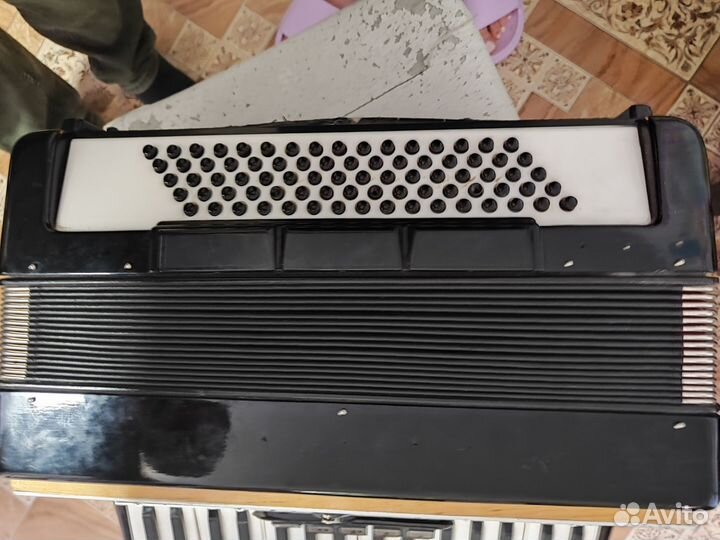 Аккордеон weltmeister 3 4