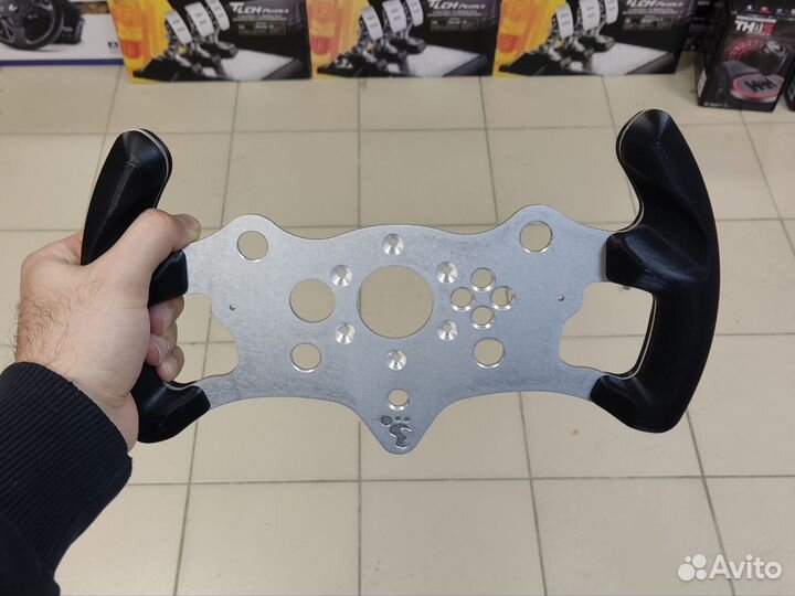 Штурвалы для ThrustMaster T300