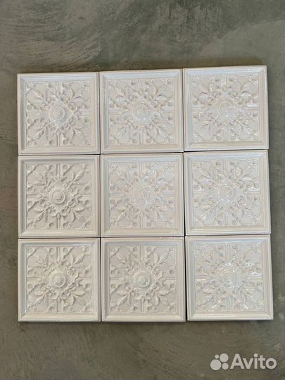 Керамический изразец тысячелистник