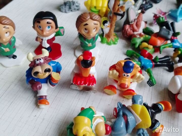 Фигурки киндер