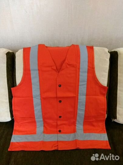 Жилет сигнальный,светоотражающий для водителя