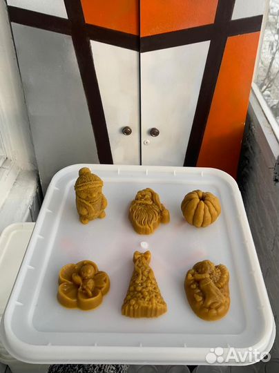 Фигурки из натурального пчелиного воска