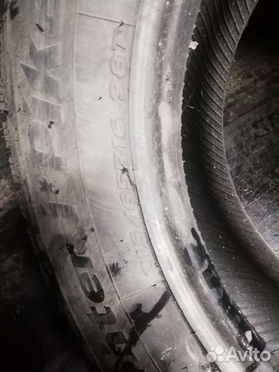 Hankook Winter I'Pike 215/65 R16 98T