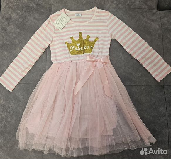 Платье для девочки 128 новое
