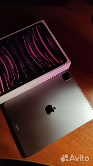 Топовый планшет Apple iPad pro 11