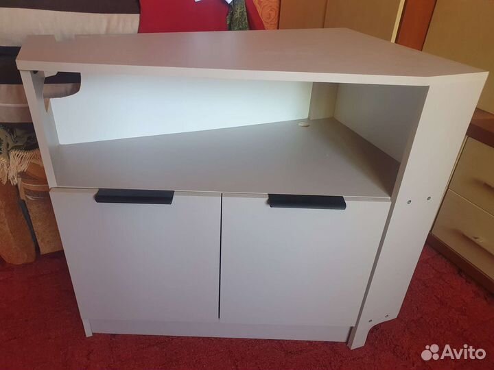 Тумба под тв