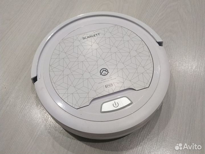 Робот пылесос scarlett