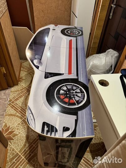 Кровать машинка 70 на 160.матрас в подарок