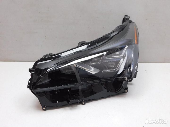 Фара левая Lexus NX200/NX200t/NX300/NX300h
