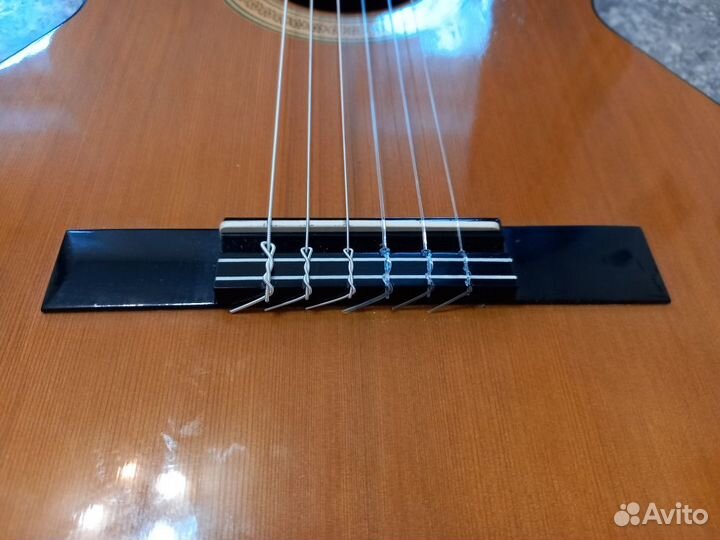 Классическая Испанская гитара массив