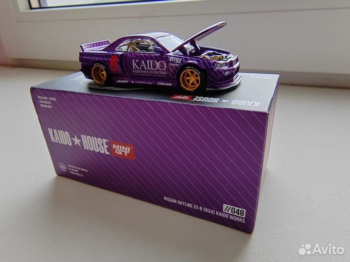 Kaido house mini gt Nissan skyline Gt-r 34, chase