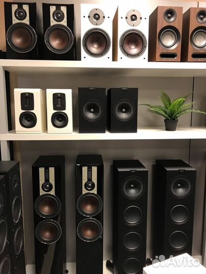 Комплект акустики 5.0 KEF White Q550, Q150, Q250C