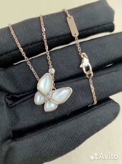 Золотое колье Van Cleef 5.84 гр 0.2 ct