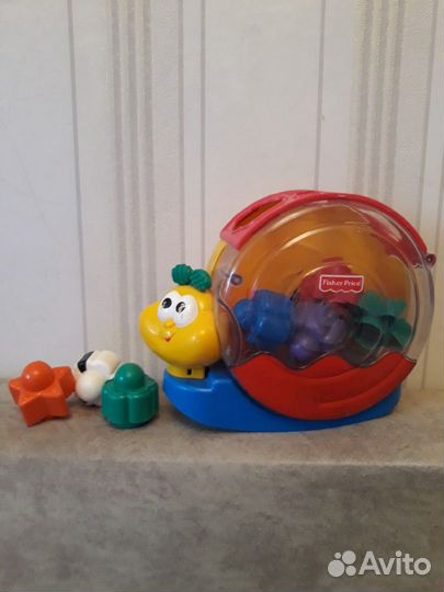 Музыкальный сортер-пирамидка Fisher-Price