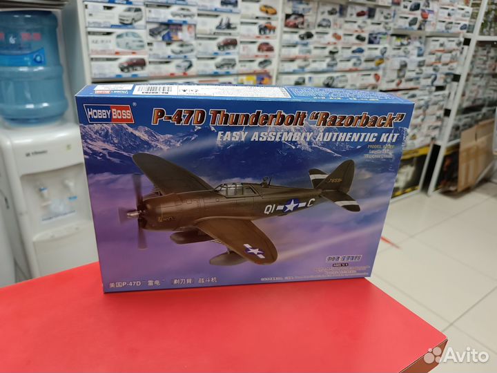 80283 Самолет P-47D Thunderbolt Razorback 1:72 Hob