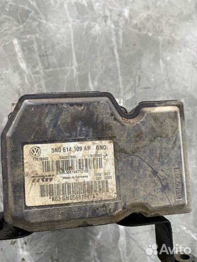 Блок ABS Volkswagen Tiguan 5N2 2.0 cawa 2012