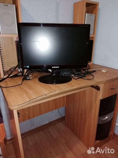 Компьютерный стол бу