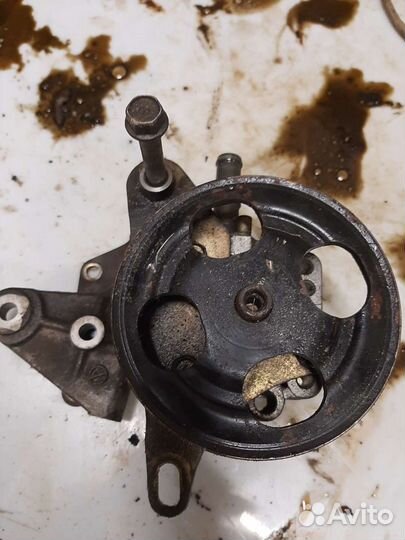 Насос гур Mazda 626 GF