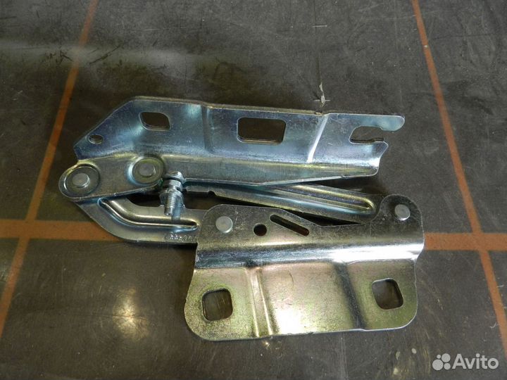 Петля капота левая - Mercedes-Benz GL-klasse X164