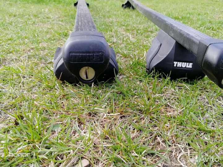 Багажник на автомобиль thule