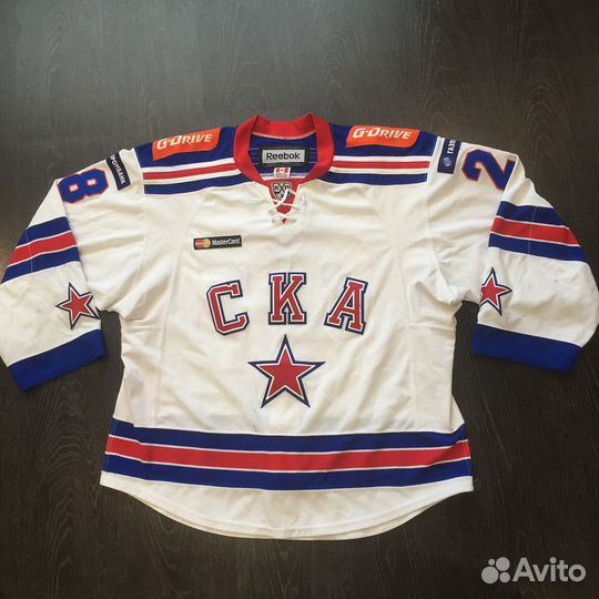 Хоккейный свитер