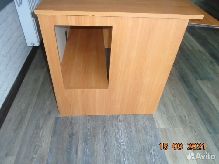 Стол компьютерный