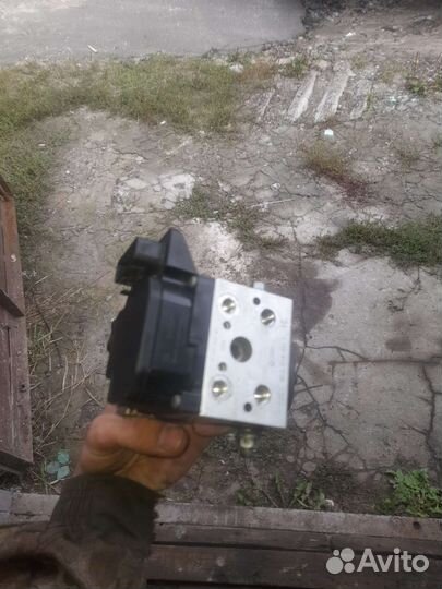 Блок абс audi a6 с5 8е0614111т