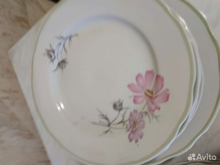 Тарелки плоские Дулево 1991г