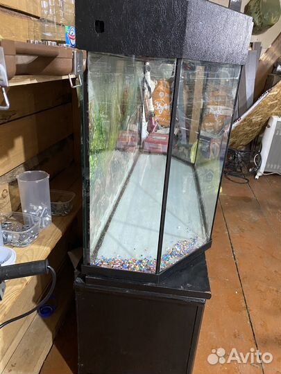 Аквариум с тумбой