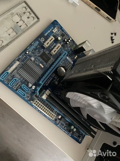 Комплект на Intel Xeon(i7-3770) +gigabyte H61M-s1