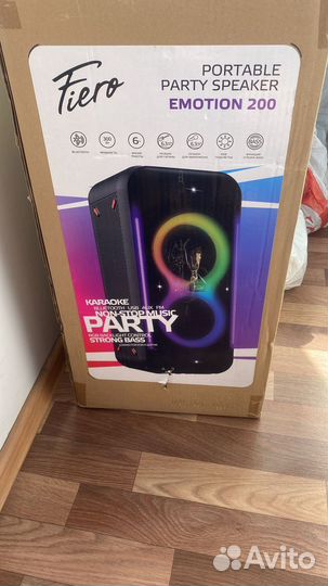 Музыкальная колонка с блютузом