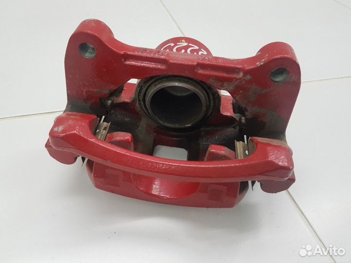 Суппорт передний левый (Geely Coolray)