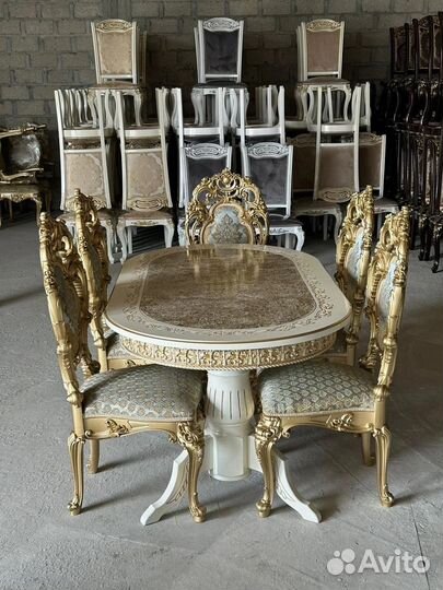 Столы и стулья