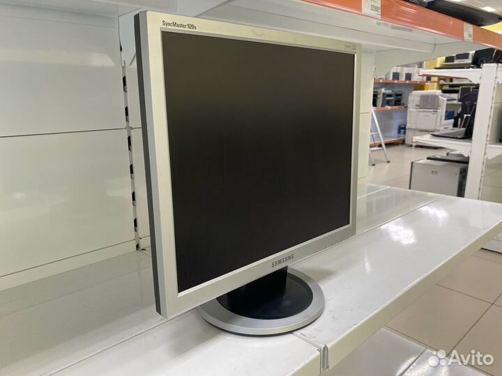 Монитор Samsung 920N