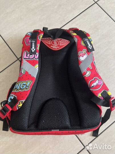 Школьный рюкзак и папка Erich Krause