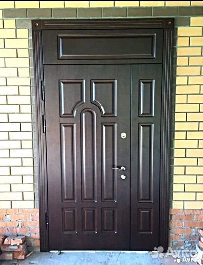 Дверь новая входная