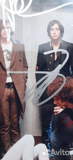 Автограф The strokes