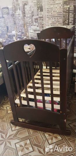 Детская кровать с матрасом