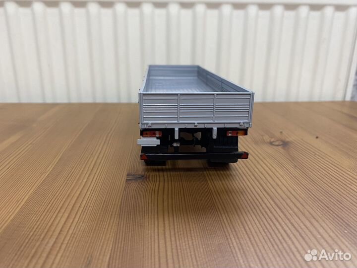 Модель полуприцеп маз 83781, автоистория