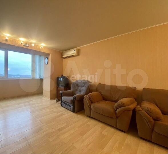 2-к. квартира, 53 м², 7/9 эт.