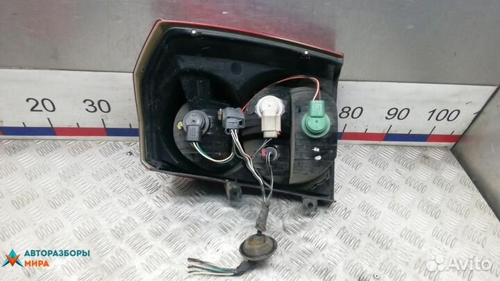 Фонарь задний левый Dodge Caliber 2008