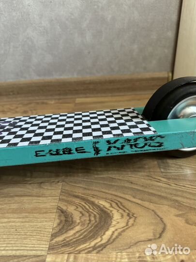 Самокат трюковой