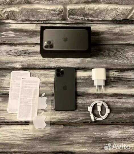 iPhone 11 Pro, 64 ГБ