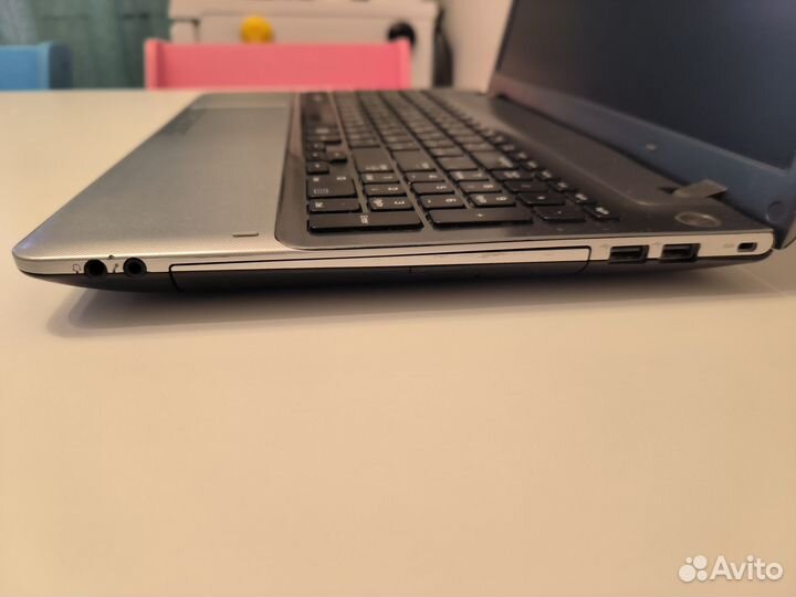 Ноутбук Samsung Core i5