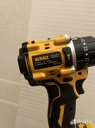 Шуруповерт Dewalt 20v Бесщеточный