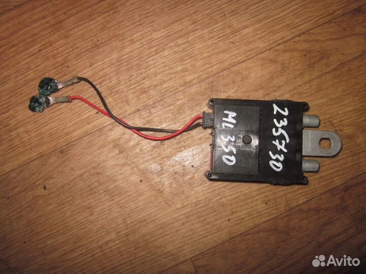 Антенна (Mercedes-Benz M-class)